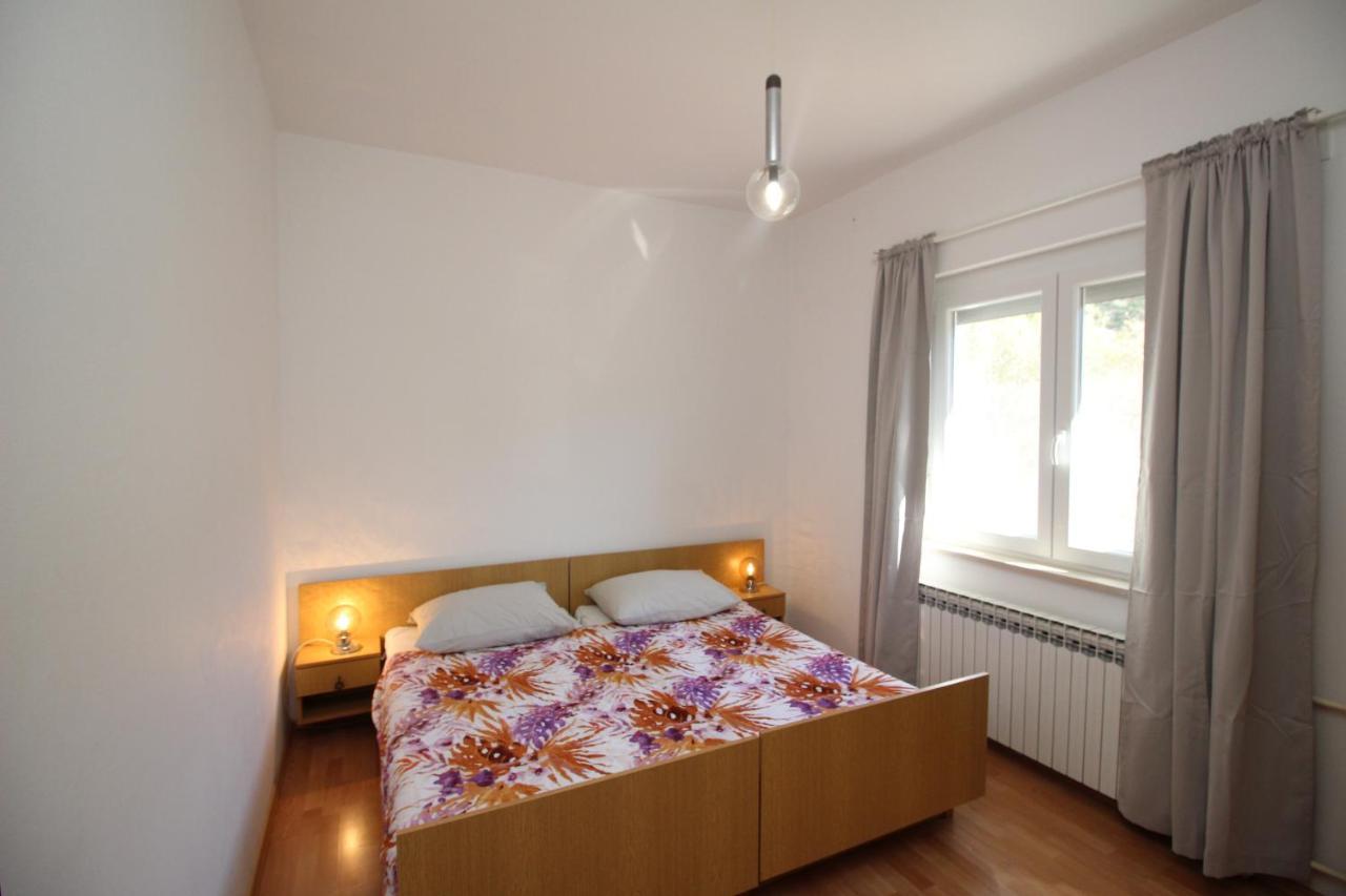 Apartments Vesna Punat Exterior photo
